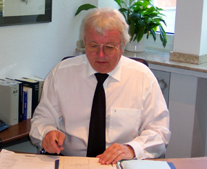 Rechtsanwalt und Notar Rainer Leonard